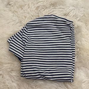 •H&M STRIPED TEE•